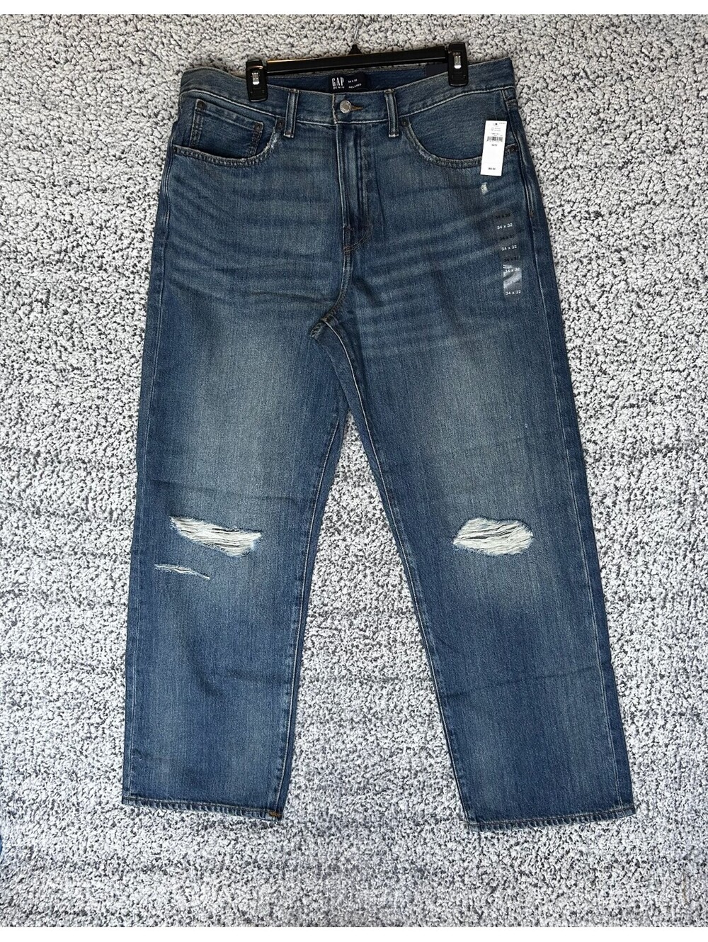 GAP Mens Relaxed Fit Jeans 34x32 Distressed Blue Denim NWT